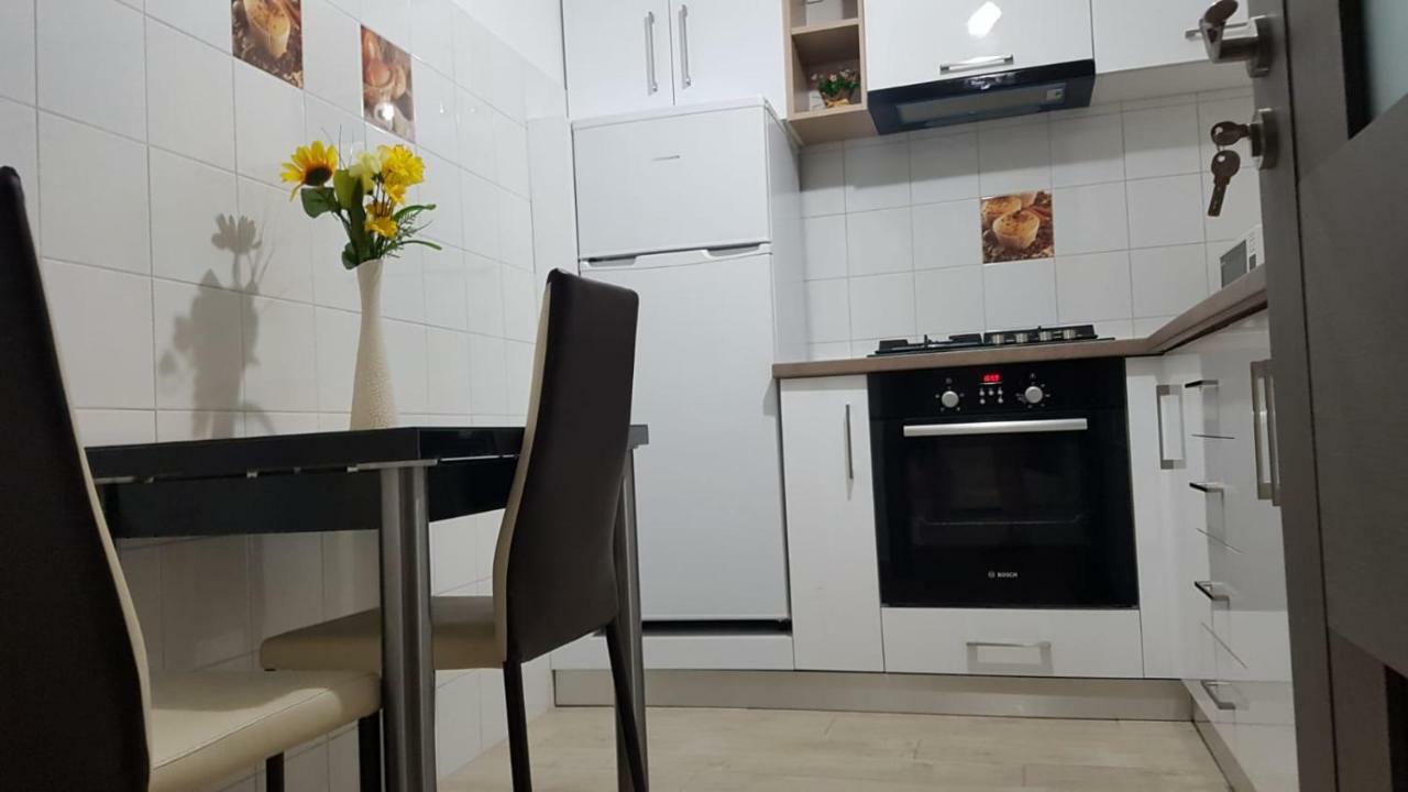 Tina Apartament 2 Krajowa Zewnętrze zdjęcie